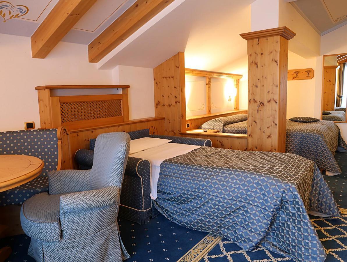 Hotel Belvedere Srl Фай-делла-Паганелла Экстерьер фото