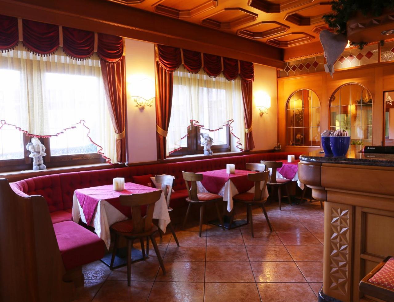 Hotel Belvedere Srl Фай-делла-Паганелла Экстерьер фото