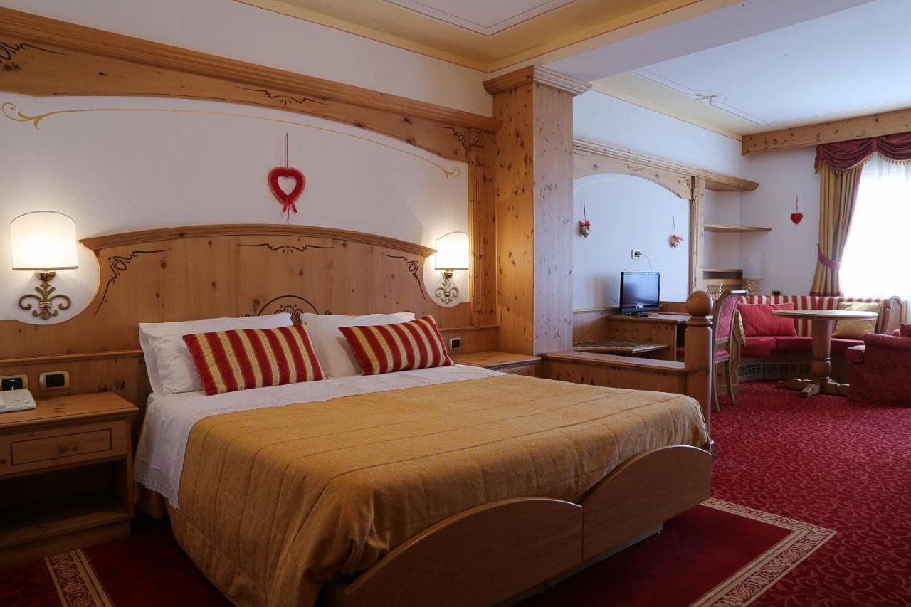 Hotel Belvedere Srl Фай-делла-Паганелла Экстерьер фото
