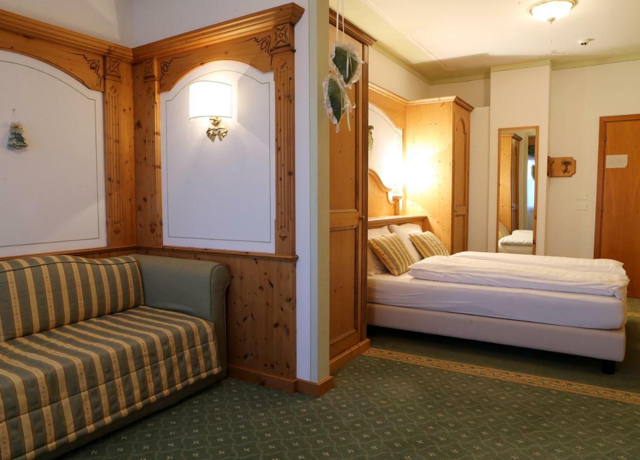 Hotel Belvedere Srl Фай-делла-Паганелла Экстерьер фото
