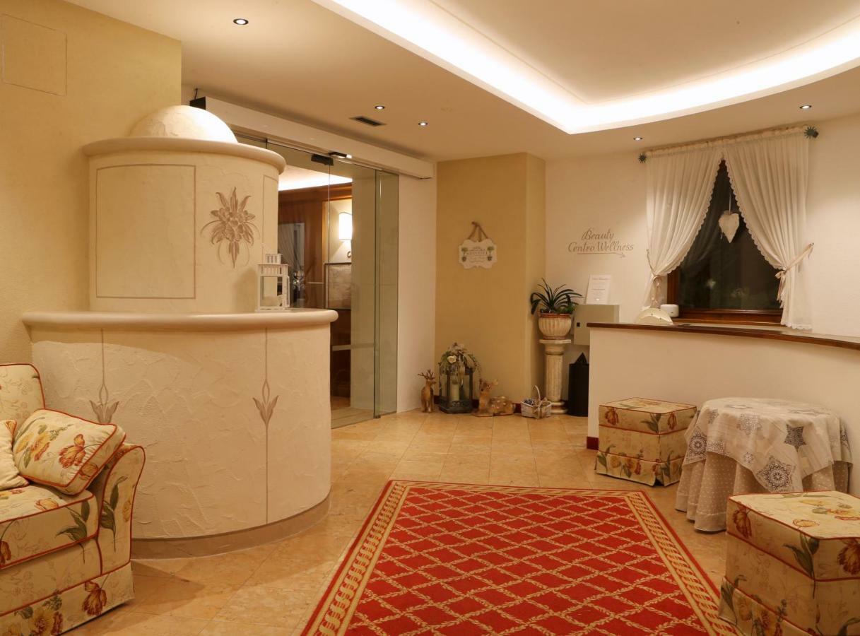 Hotel Belvedere Srl Фай-делла-Паганелла Экстерьер фото