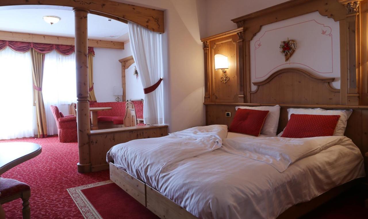 Hotel Belvedere Srl Фай-делла-Паганелла Экстерьер фото